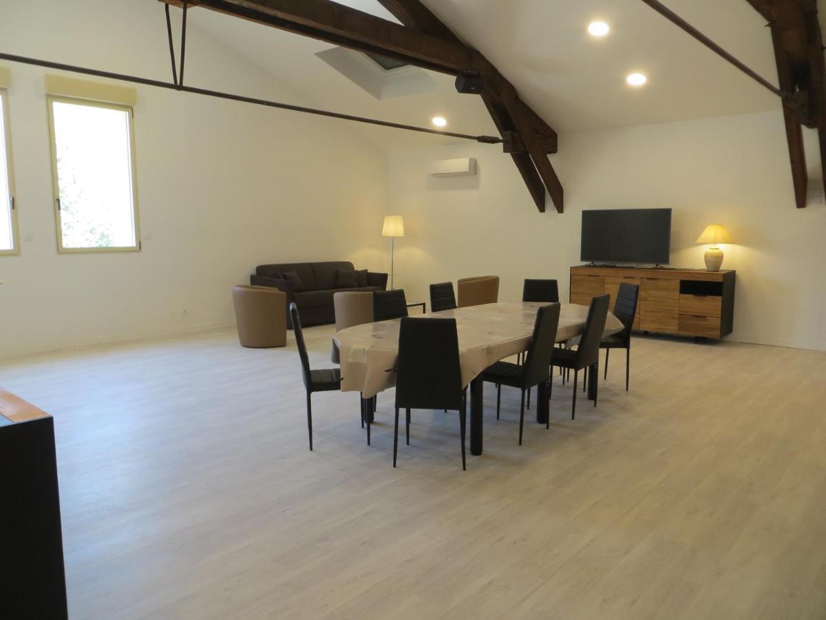 Les Studios-Hotel De Sommieres Bagian luar foto